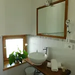 Oda ve Kahvaltı Andirivieni 4*