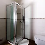 Andirivieni Oda ve Kahvaltı 4*