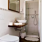 Andirivieni Oda ve Kahvaltı Bellagio