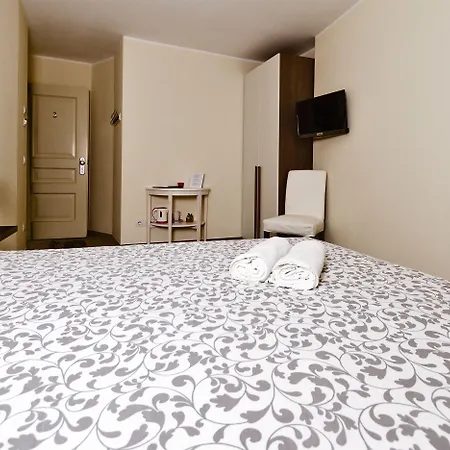 Andirivieni Bed & Breakfast 4*